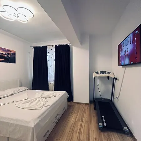 Moonlight Luxury 아파트