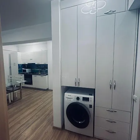 Moonlight Luxury Apartment Mamaia