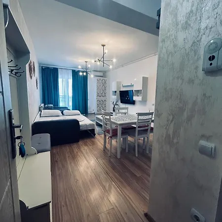 Moonlight Luxury Apartment Mamaia